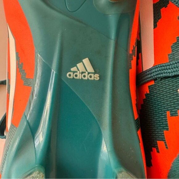 Adidas Messi Cleats - Picture 8 of 16